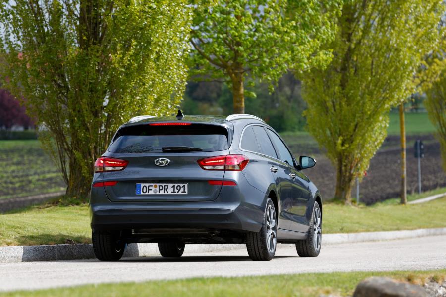  Hyundai i30 Wagon (PD) 2017 года  (WW) (фото 17 из 45)